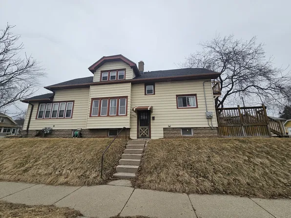 5726 W Mineral St #100, Milwaukee, WI 53214