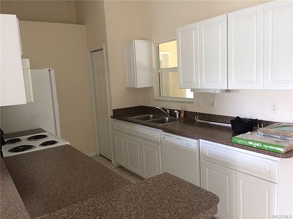 5th image of 3184 W Camilo Dr