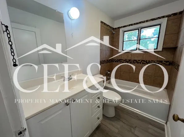 156 Overbrook Cir, Spartanburg, SC 29306