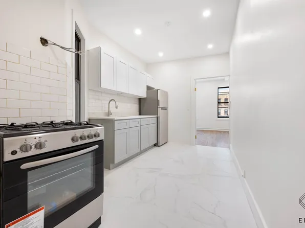 771 4th Avenue image 1 of 9