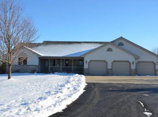 W3217 Garvey Rd, Freedom, WI 54130