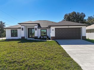 3310 3rd St SW, Lehigh Acres, FL 33976