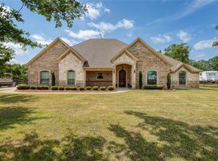 104 Dylin Ct, Boyd, TX 76023