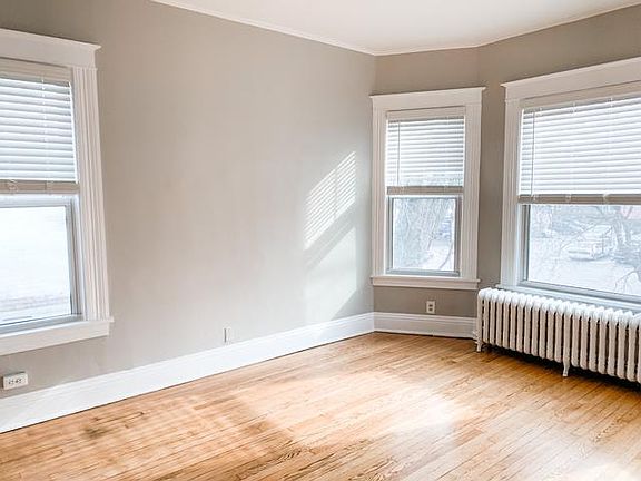 3rd image of 7211 Jackson Blvd APT 2