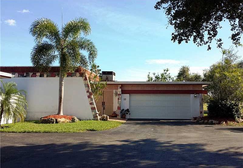 1st image of 16520 Country Club Cres #10