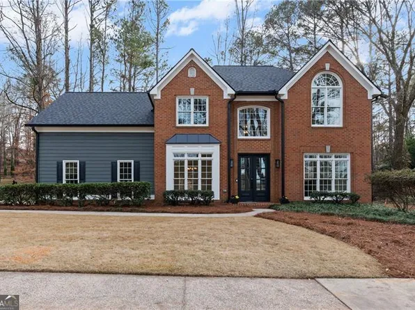 3274 Eagle Watch Dr, Woodstock, GA 30189