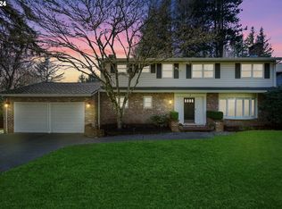 2 Da Vinci St, Lake Oswego, OR 97035