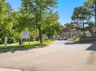 2170 Bromsgrove Rd #2, Mississauga, ON L5J4J2