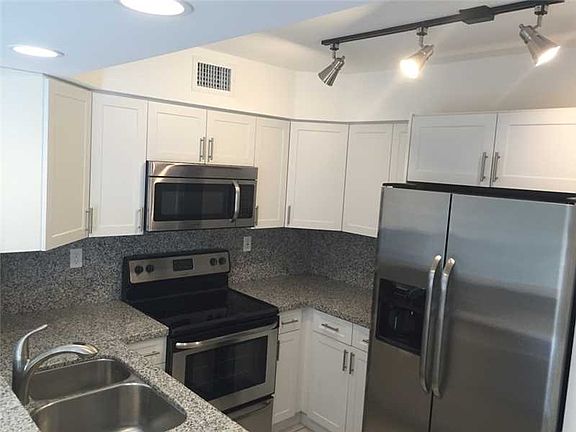 5th image of 10231 Fontainebleau Blvd APT 104