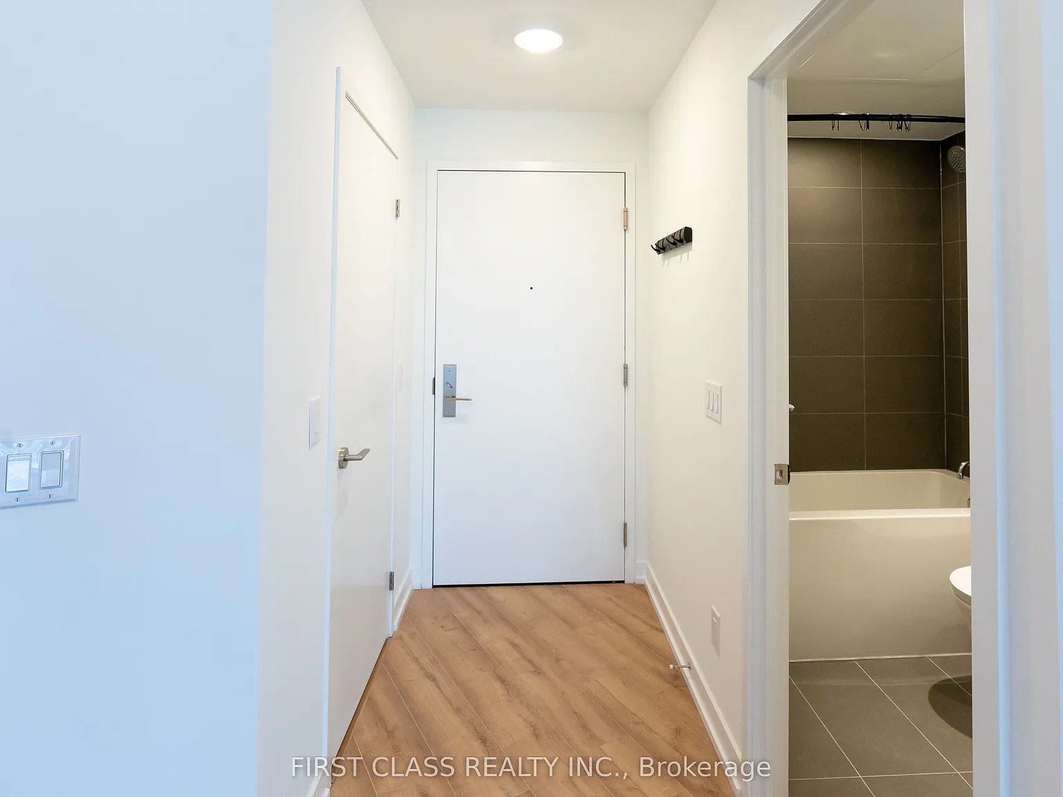 1 bed, $2,350 — Photo 3