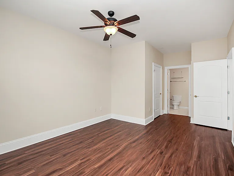 400 N Church St #414-1 — Photo 32