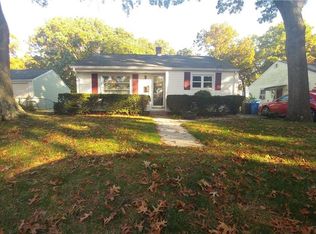 8 Almond St, Lincoln, RI 02865