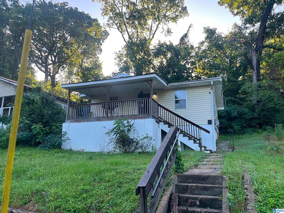 1st image of 4405 41st St N