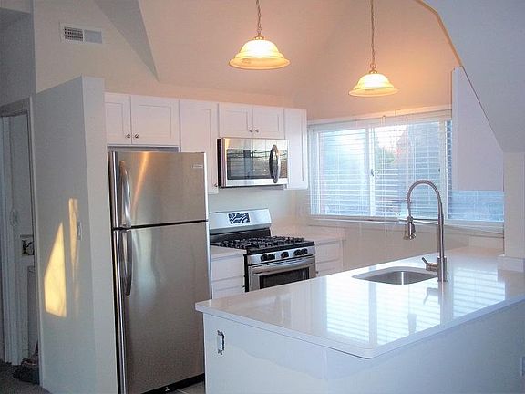 4th image of 57 Montoya Cir #573185cf5