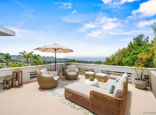 7201 Country Club Dr, La Jolla, CA 92037