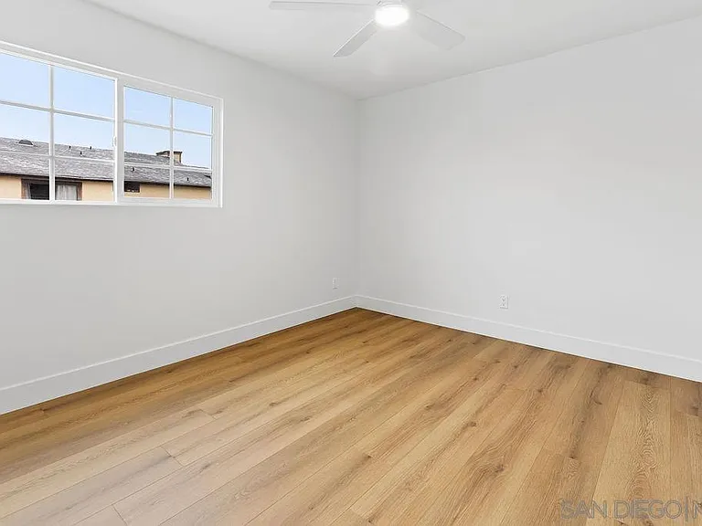 4265 42nd St #5 — Photo 3