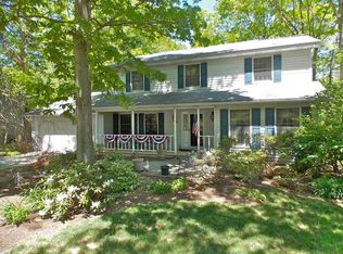 1008 Aspen Dr, Mountain Top, PA 18707