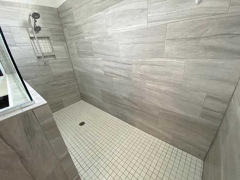 4627 Planters Row Way — Photo 12