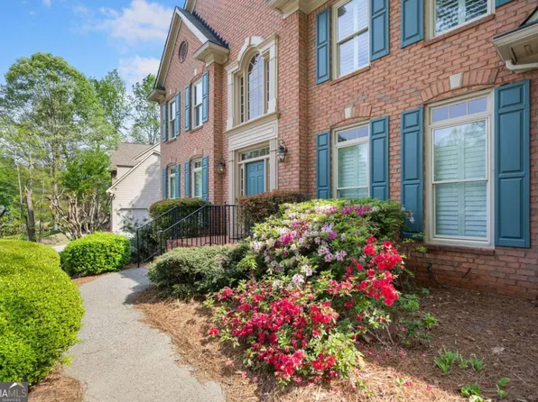 535 Woodbrook Way, Lawrenceville, GA 30043