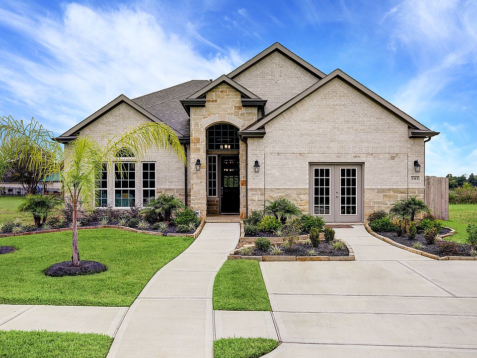 Pelican s Nest Floor Plan