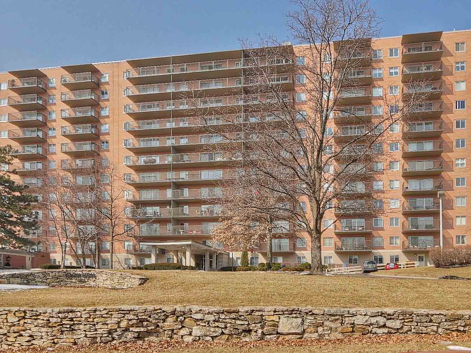 1st image of 4550 Warwick Blvd #602