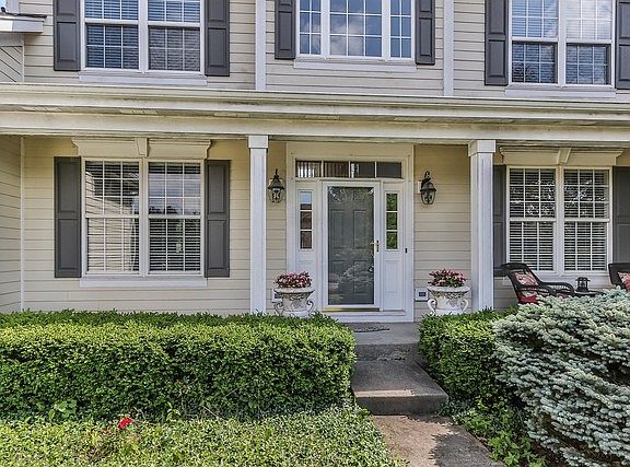 2nd image of 5 Harrington Ct