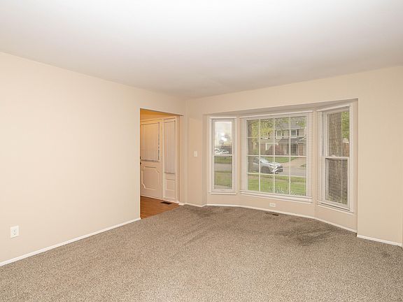 5th image of 3356 Tacoma Cir