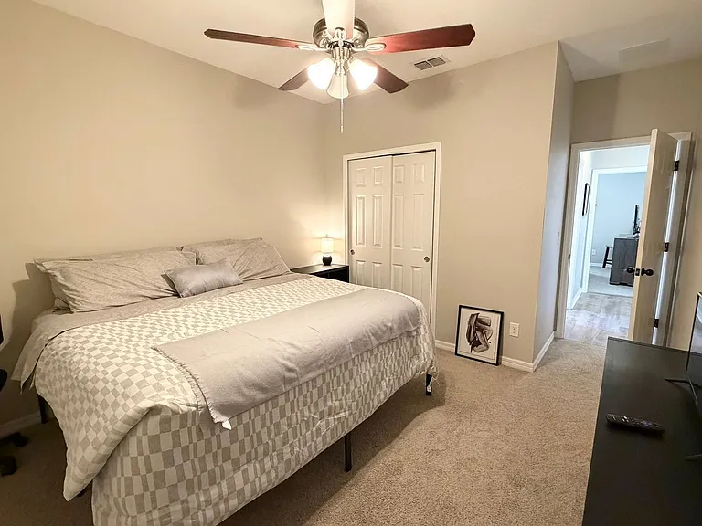 1659 Chatsworth Cir — Photo 12