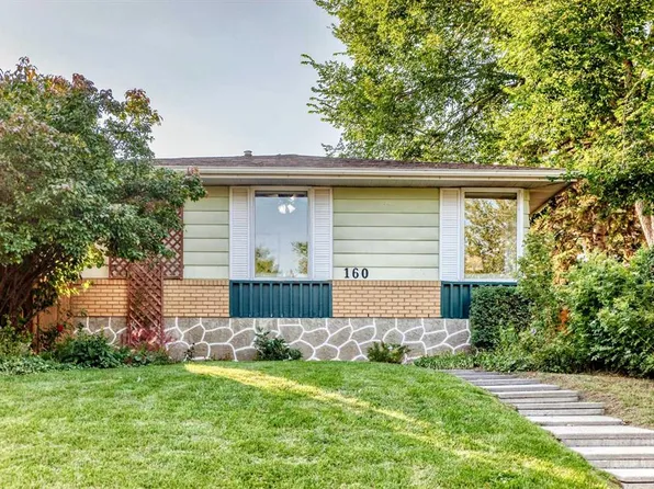160 Dover Ridge Bay SE, Calgary, AB T2B 2B5