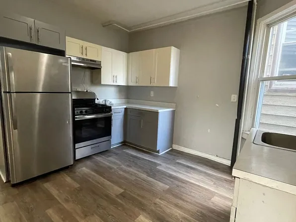 42 Rutgers Ave, Jersey City, NJ