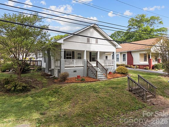 2nd image of 708 Old Charlotte Rd SW