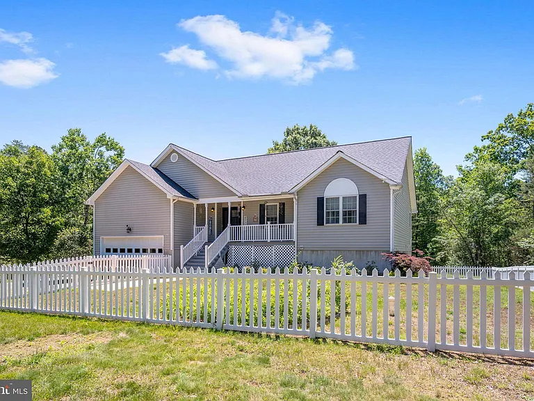 8009 Burrell Rd — Photo 48