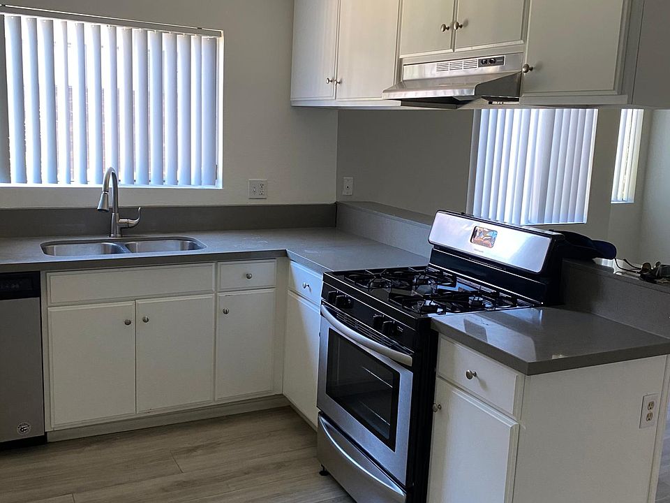 1st image of 712 E Garfield Ave APT 23