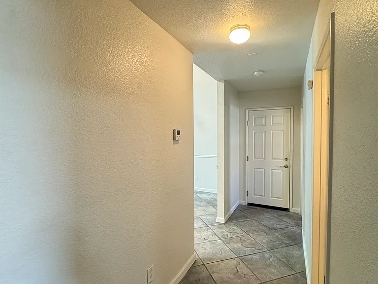 2613 Sheridan Rd — Photo 7