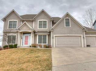 5719 N Chatham Ct, Kansas City, MO 64151