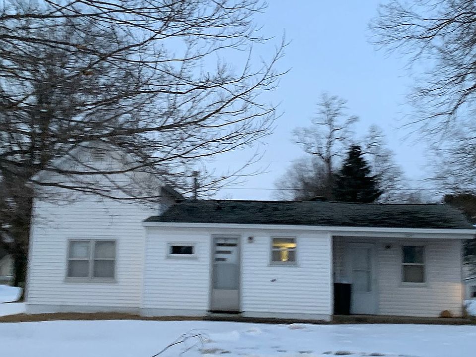 1st image of 104 South St
