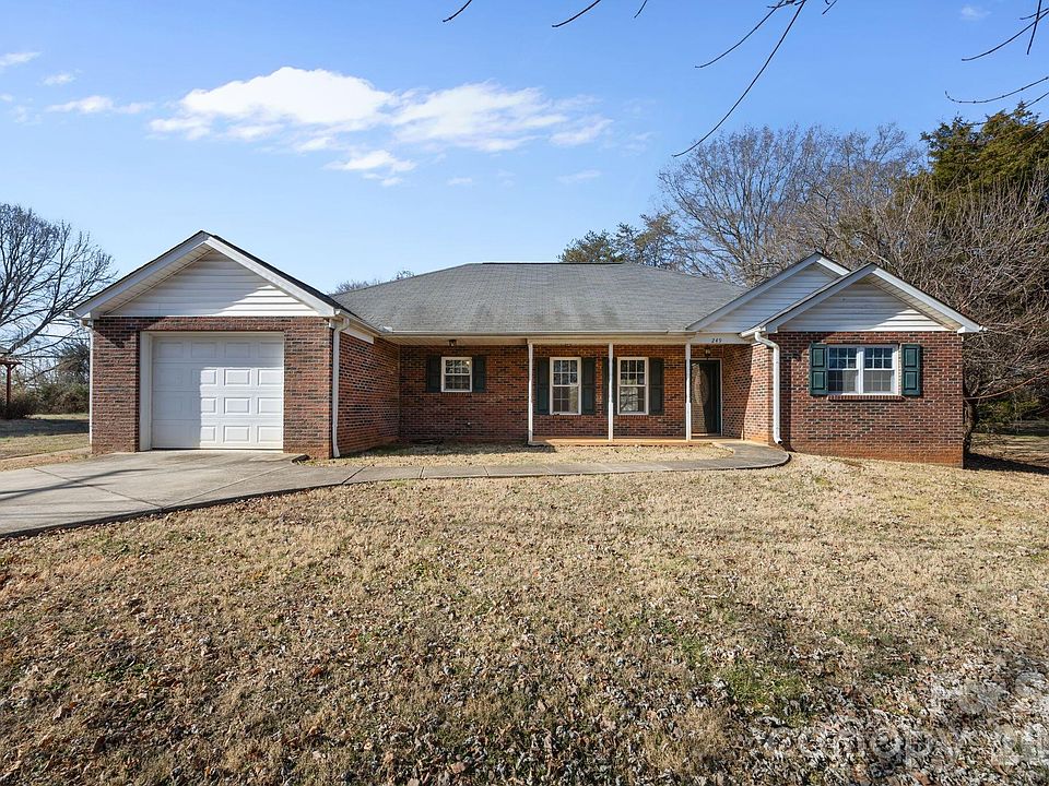 1st image of 249 Shumaker Dr