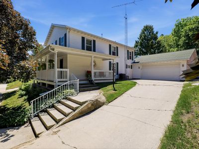 516 N 5th STREET, Manitowoc, WI, 54220