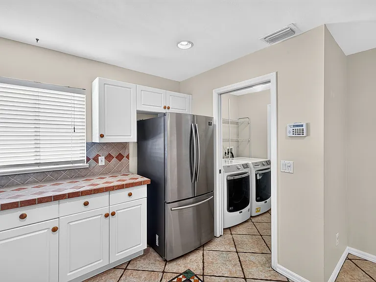 1632 SW 43rd Ter — Photo 25