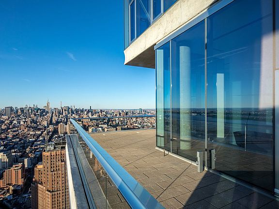 3rd image of 56 Leonard St APT 17BW