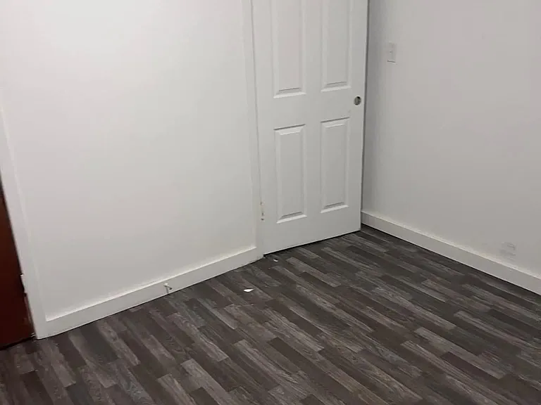 303 Martin Luther King Dr — Photo 4