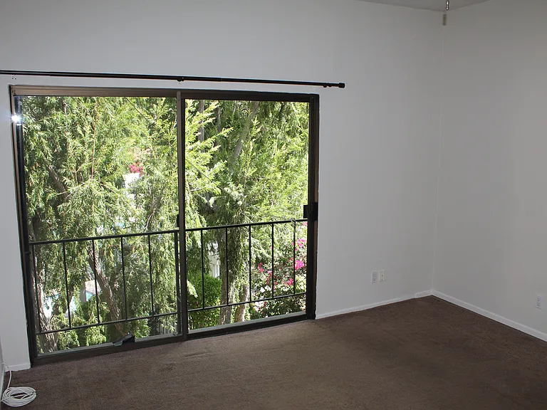 6254 Shoup Ave #1/2 — Photo 15