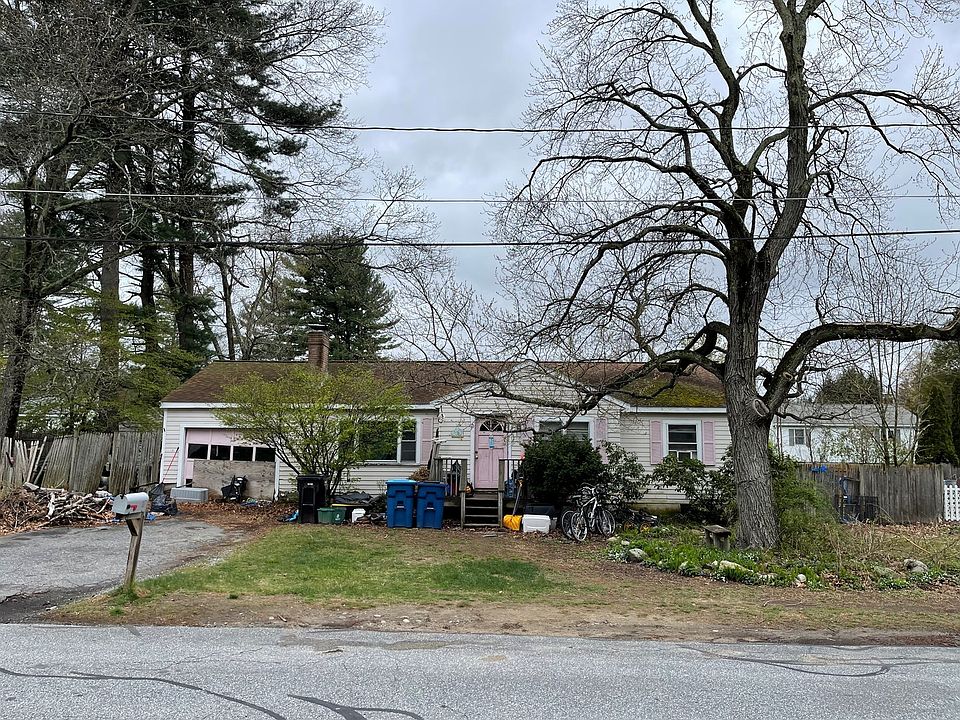1st image of 30 White Pine Dr