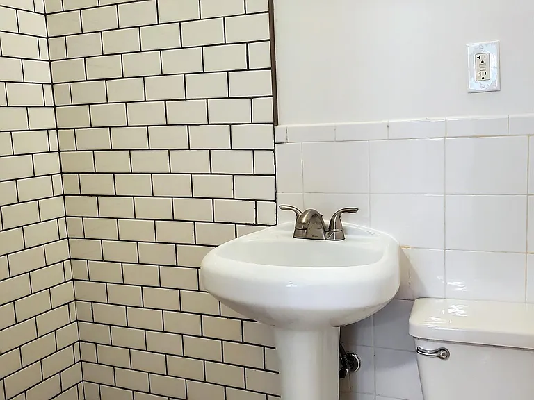 515 Manila Ave #1A — Photo 13
