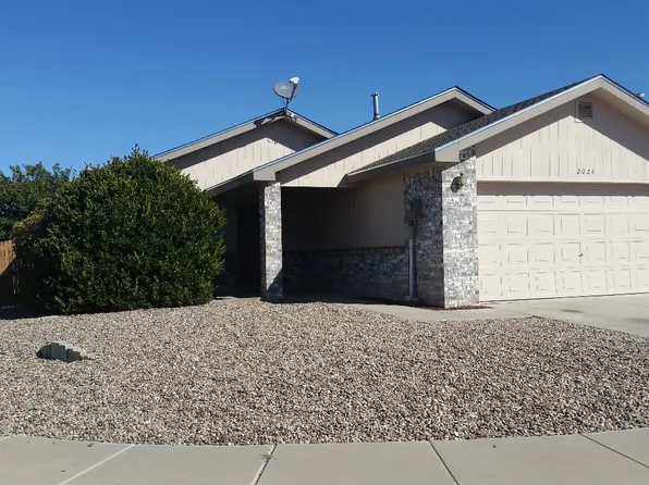 2024 Panay Dr SW, Los Lunas, NM 87031