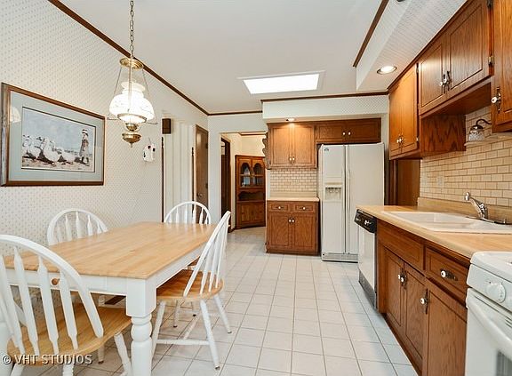5th image of 7547 Willowood Ct