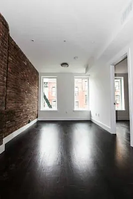 Rented by REAL New York | media 24