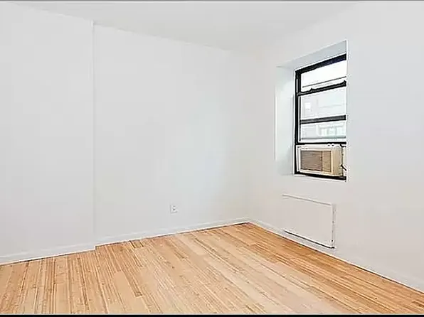 340 East 90th Street image 2 of 5