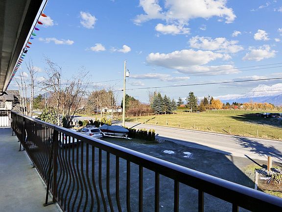 3rd image of 8875 Prest Rd