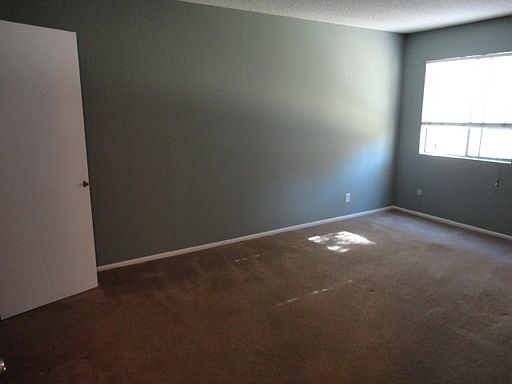 5th image of 25027 Peachland Ave Unit 263